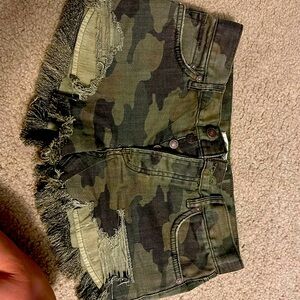 Size 25 camo Free People Shorts